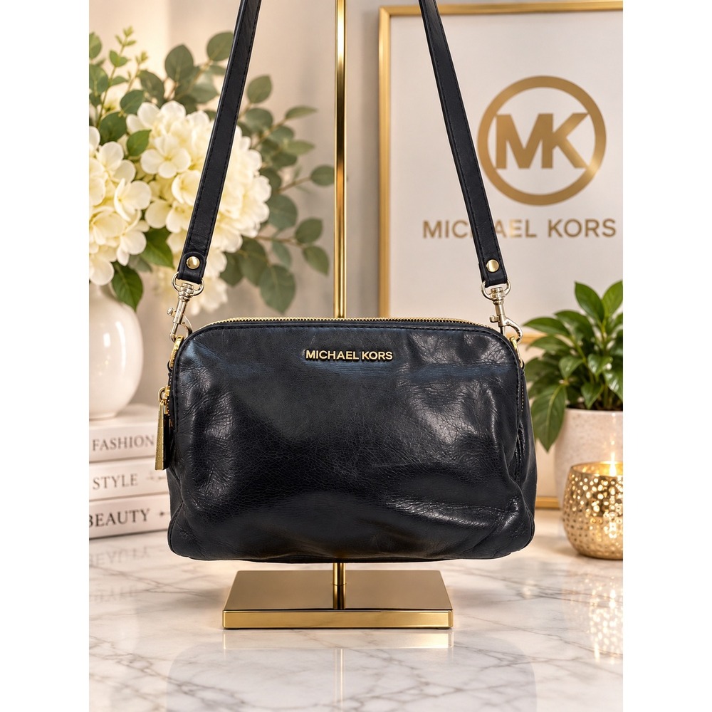 Michael Kors Bedford Black Leather Triple Gusset Crossbody Bag AV-1408